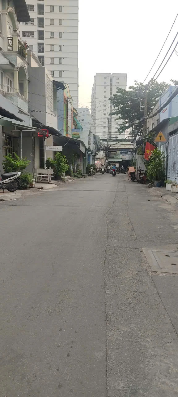 bán nhà hẻm nhựa 8m Trịnh Đình Trọng(4x22m Cấp 4 tiện xây mới, giá tốt) — ảnh 1
