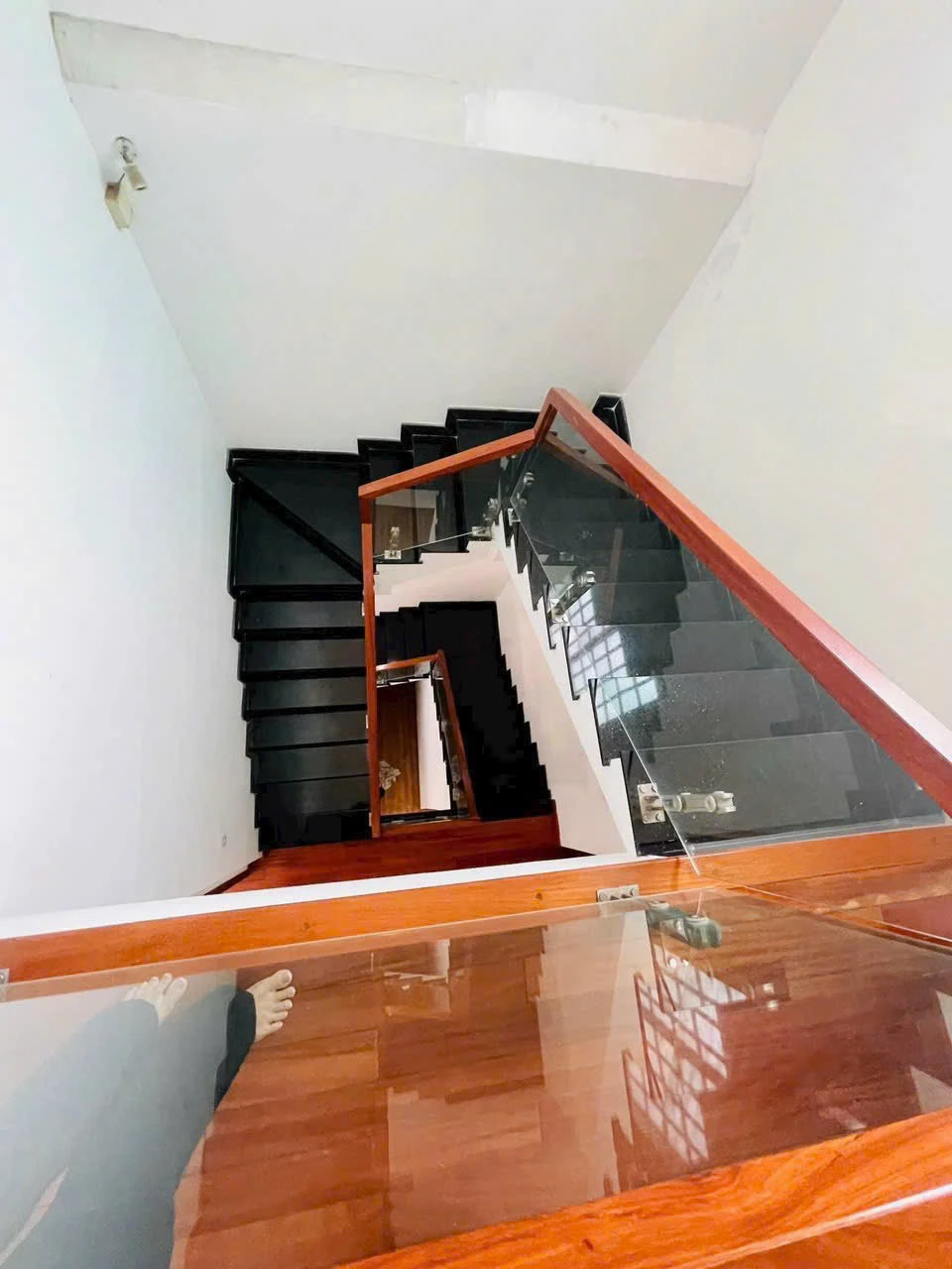 Bán biệt thự mini hẻm nhựa 8m Phan Đình Phùng(6x13m vuông 2L st) mới tiện vào ở, vị trí đẹp — ảnh 3