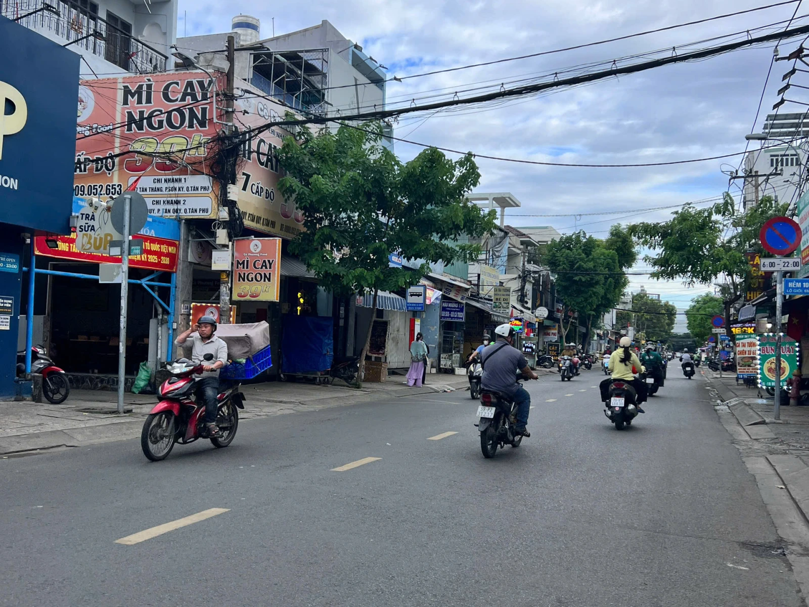 MẶT TIỀN SÁT AEON TÂN PHÚ ĐƯỜNG Tân Quý 5x21m 2 lầu đang cho thuê giá cao bán gần TKTQ — ảnh 1