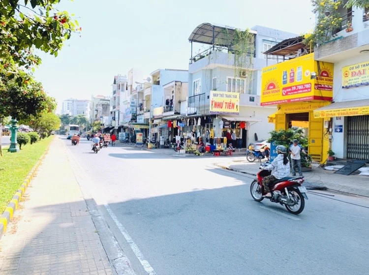 Chủ ngộp bán gấp mặt tiền phường Phú Thọ Hòa. DT 5,7mx27m, 1 lầu, giá — ảnh 2