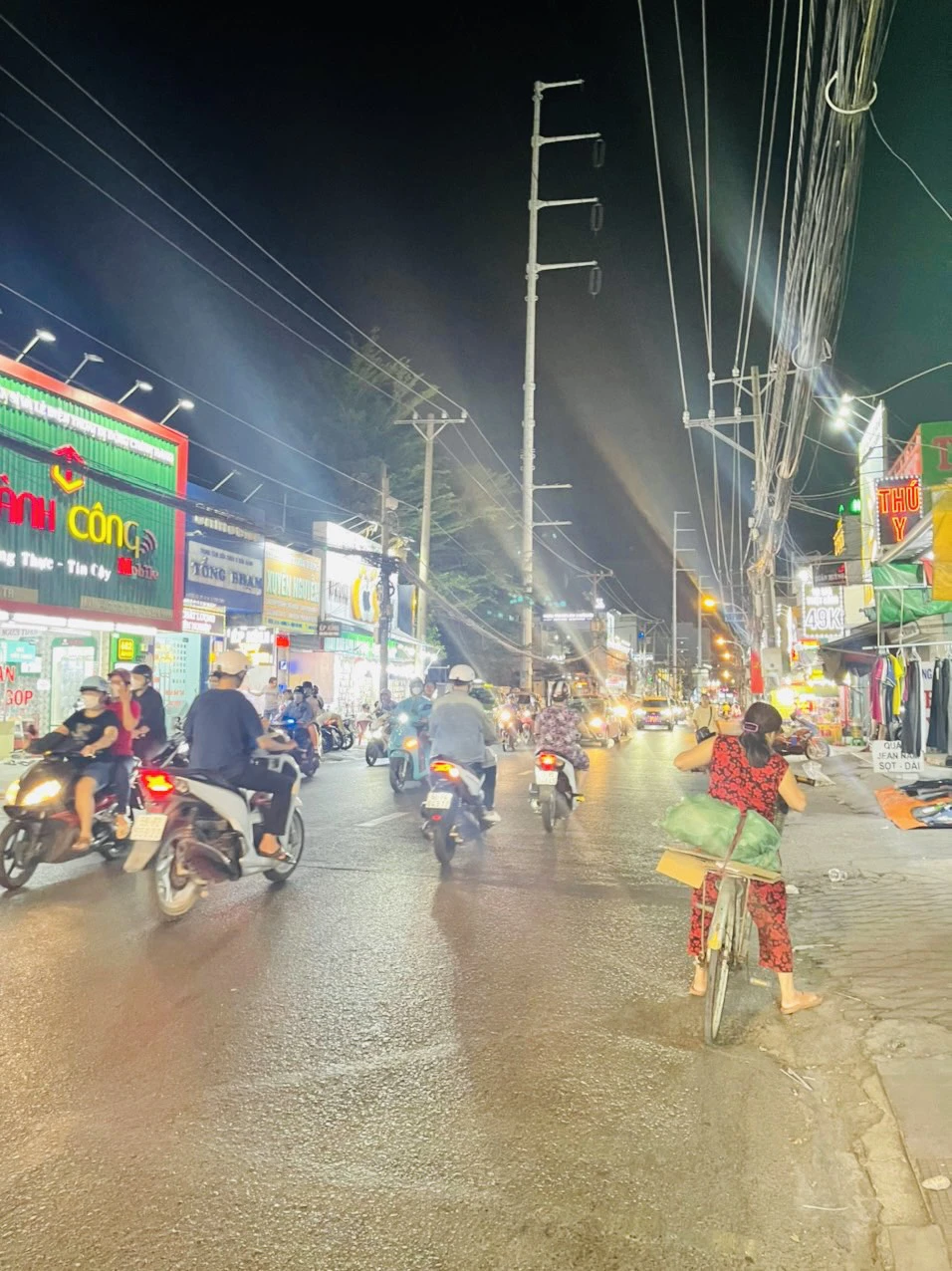 Nhà góc 2 MT Cafe Highland đường Tân Kỳ Tân Quý (9x22m) đang cho thuê 70 triệu/tháng, gần Aeon Mall — ảnh 1