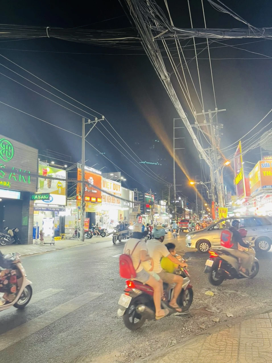 Nhà góc 2 MT Cafe Highland đường Tân Kỳ Tân Quý (9x22m) đang cho thuê 70 triệu/tháng, gần Aeon Mall — ảnh 4
