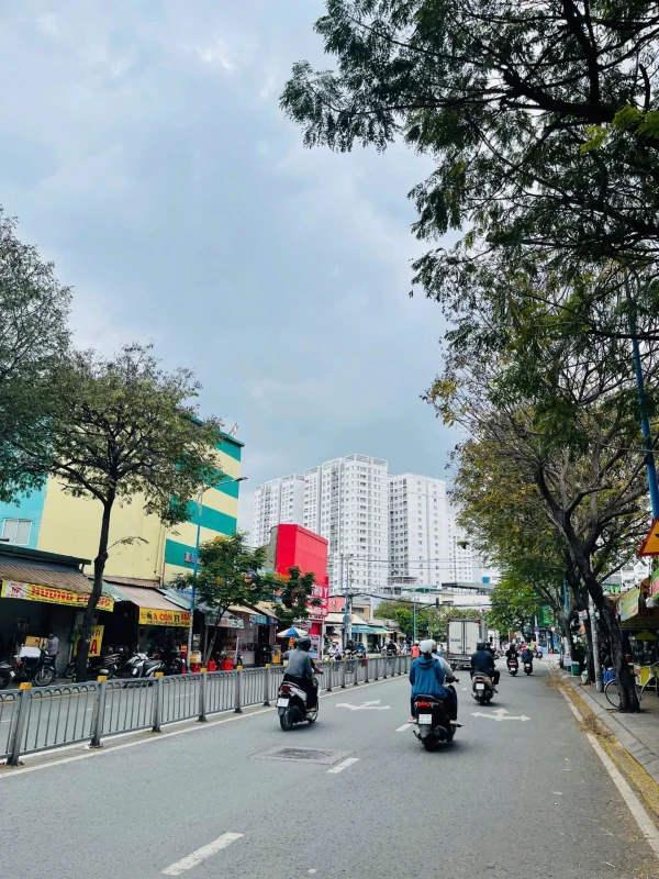 Bán đất MTKD Kênh Tân Hóa - Quận Tân Phú (4x27m đất trống tiện xây mới, kinh doanh sung)