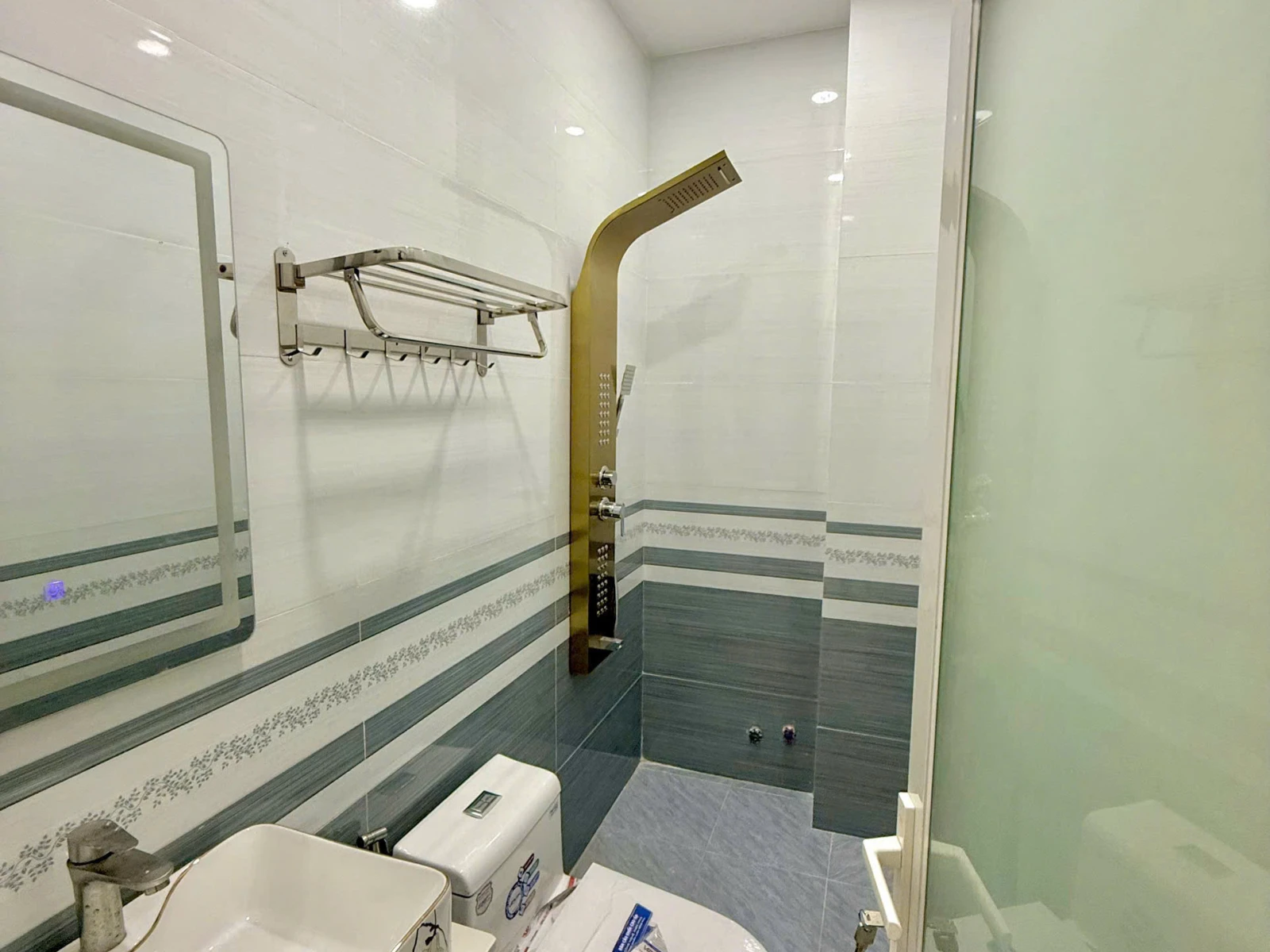 Bán nhà hẻm đường số 4, Bình Hưng Hòa, Bình Tân, DT 4x13.57 – 4 lầu — ảnh 5
