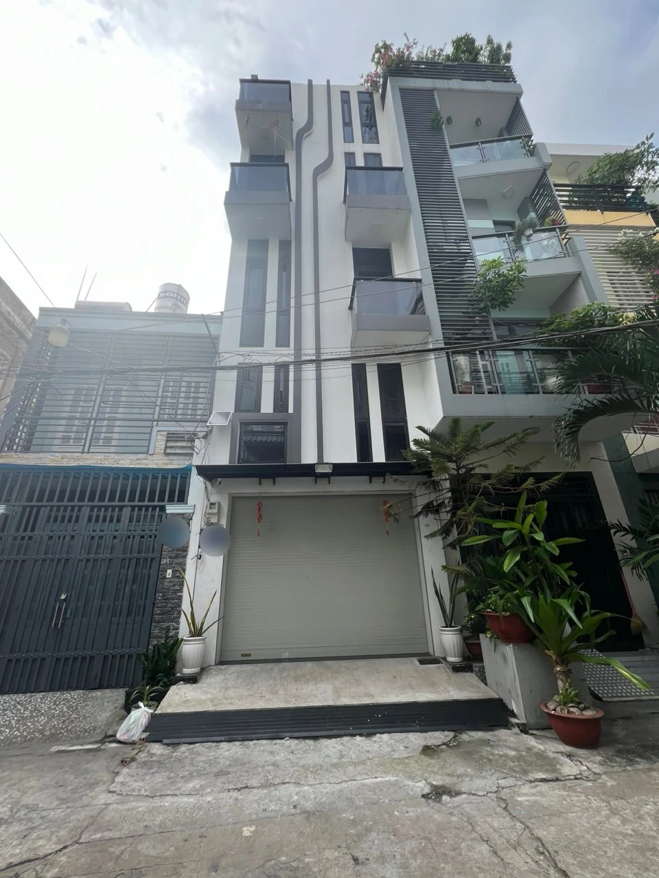 Bán nhà đẹp – 1 xẹc đường Độc Lập, Tân Phú, 4x13m, trệt + lửng + 2 lầu + ST, hẻm 7m — ảnh 1