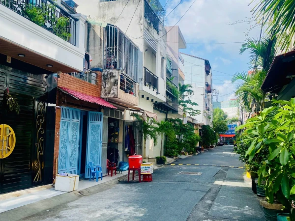 Bán nhà HXH thông Vườn Lài, phường Tân Thành, quận Tân Phú, DT: 5x13m, 1 lầu.