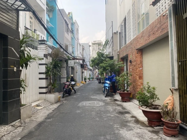 NHÀ HẺM THÔNG 195 VƯỜN LÀI 4x19M LỬNG 2 LẦU ST LH