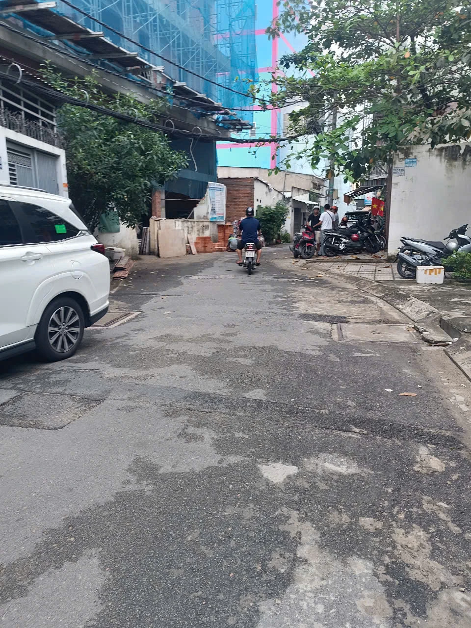 Hẻm víp đường VƯỜN LÀI -dt:8x19 nhà 3.5 tấm, gặp chủ tl. — ảnh 2