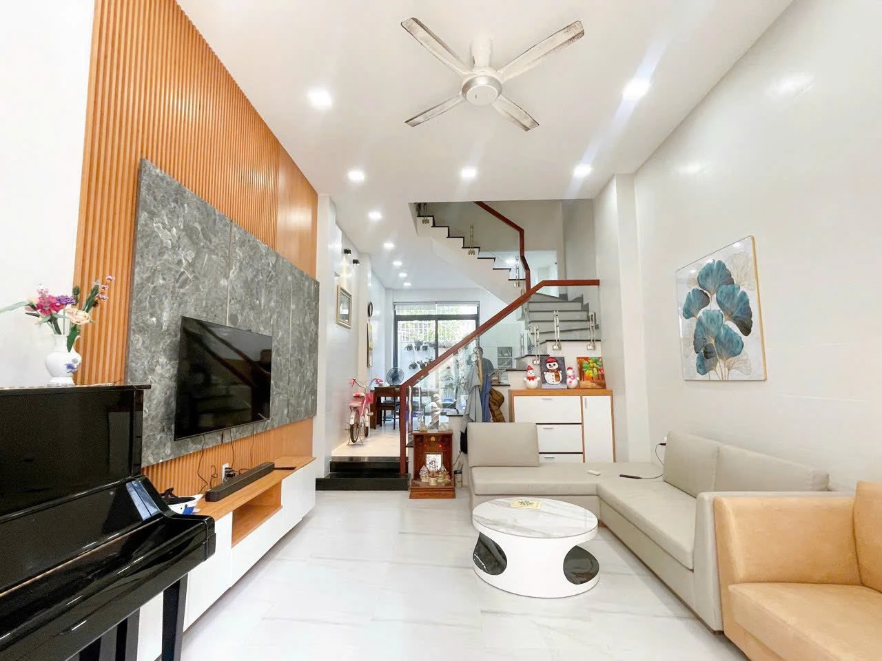 Bán nhà hẻm Vip Đường Tân Sơn Nhì-p.Tân Sơn Nhì_Tân Phú, trệt 2 lầu, st, Dt: 4x14m — ảnh 2