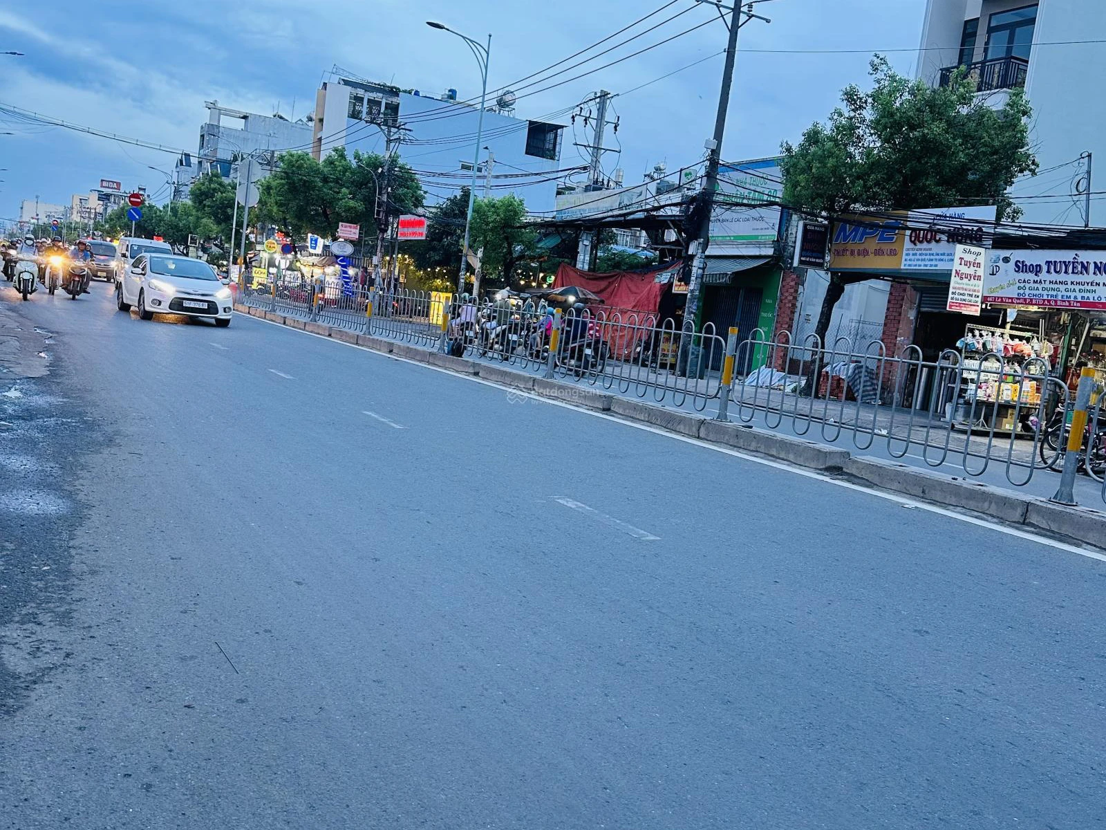 BHHA - Bình Tân - MT Lê Văn Quới 95m2 2 tầng 9PN, lô góc 2 mặt tiền 20m dòng tiền 15tr/tháng — ảnh 2
