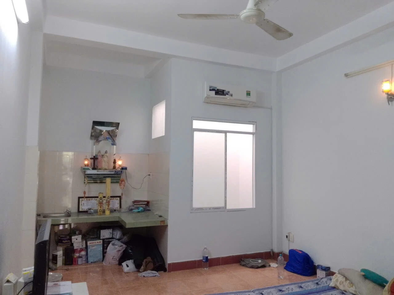 Bán nhà MTNB Đường NGuyễn Trường Tộ_P.Tân Thành, 2 lầu, DT: 4x18m, ít — ảnh 2