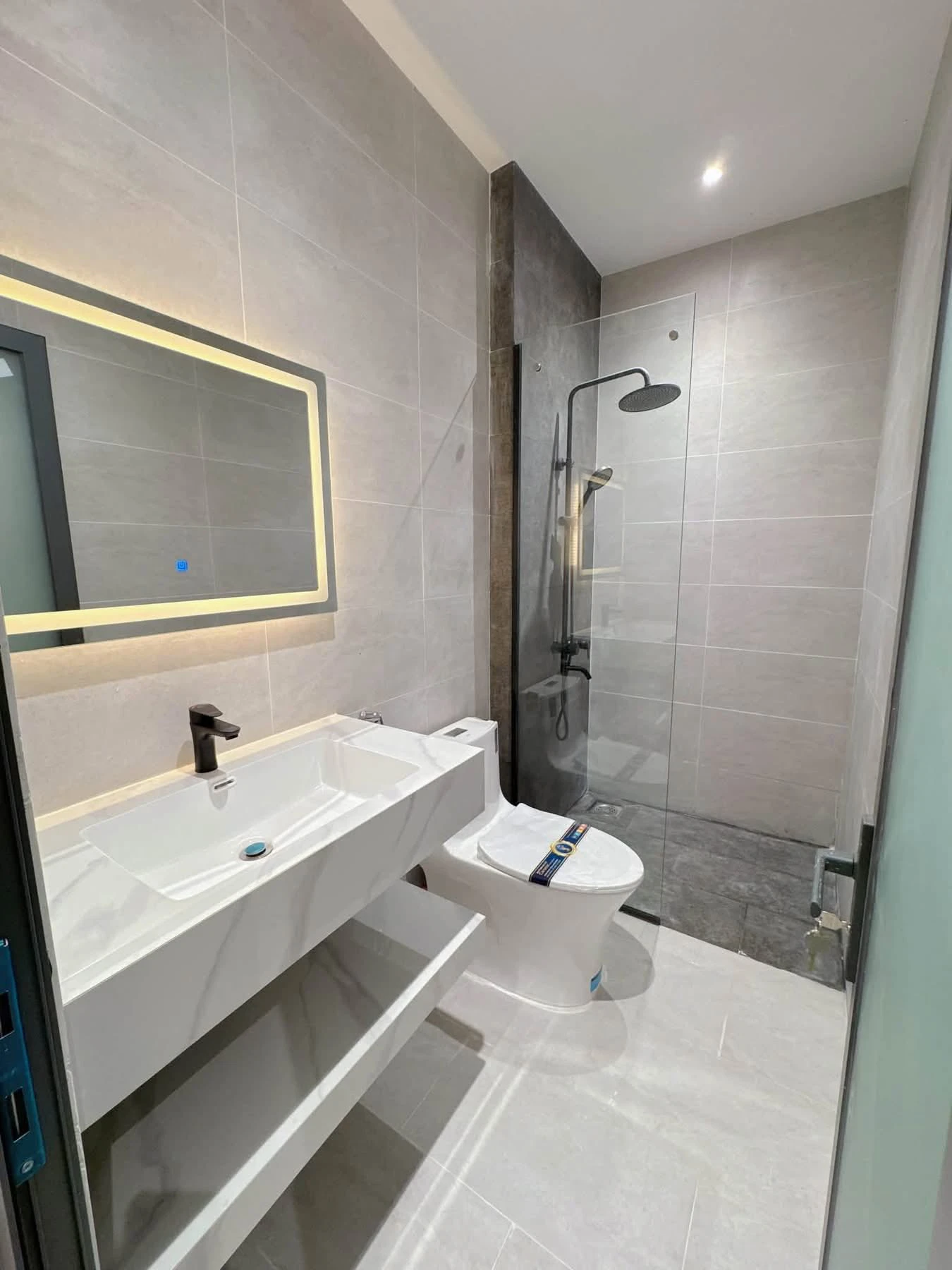 NHÀ ĐẸP HẺM XE HƠI 137 PHAN ANH – GIÁP QUẬN 11 – XE HƠI ĐỖ CỬA — ảnh 6