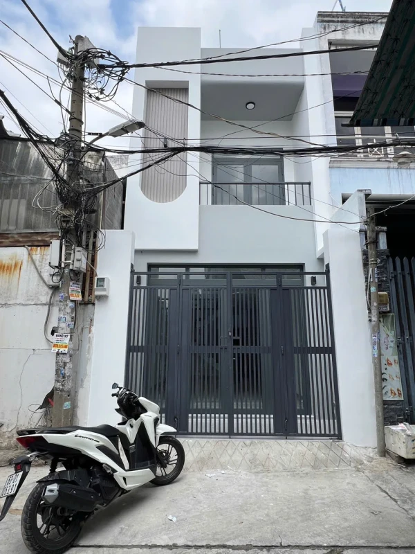 NHÀ ĐẸP HẺM XE HƠI 137 PHAN ANH – GIÁP QUẬN 11 – XE HƠI ĐỖ CỬA
