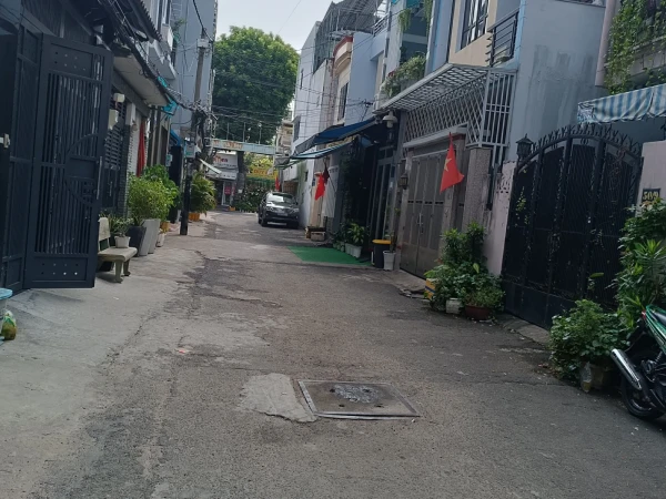 Bán nhà 2 lầu đường Tân Quý_P.Tân Quý, 2 lầu, 5x14m