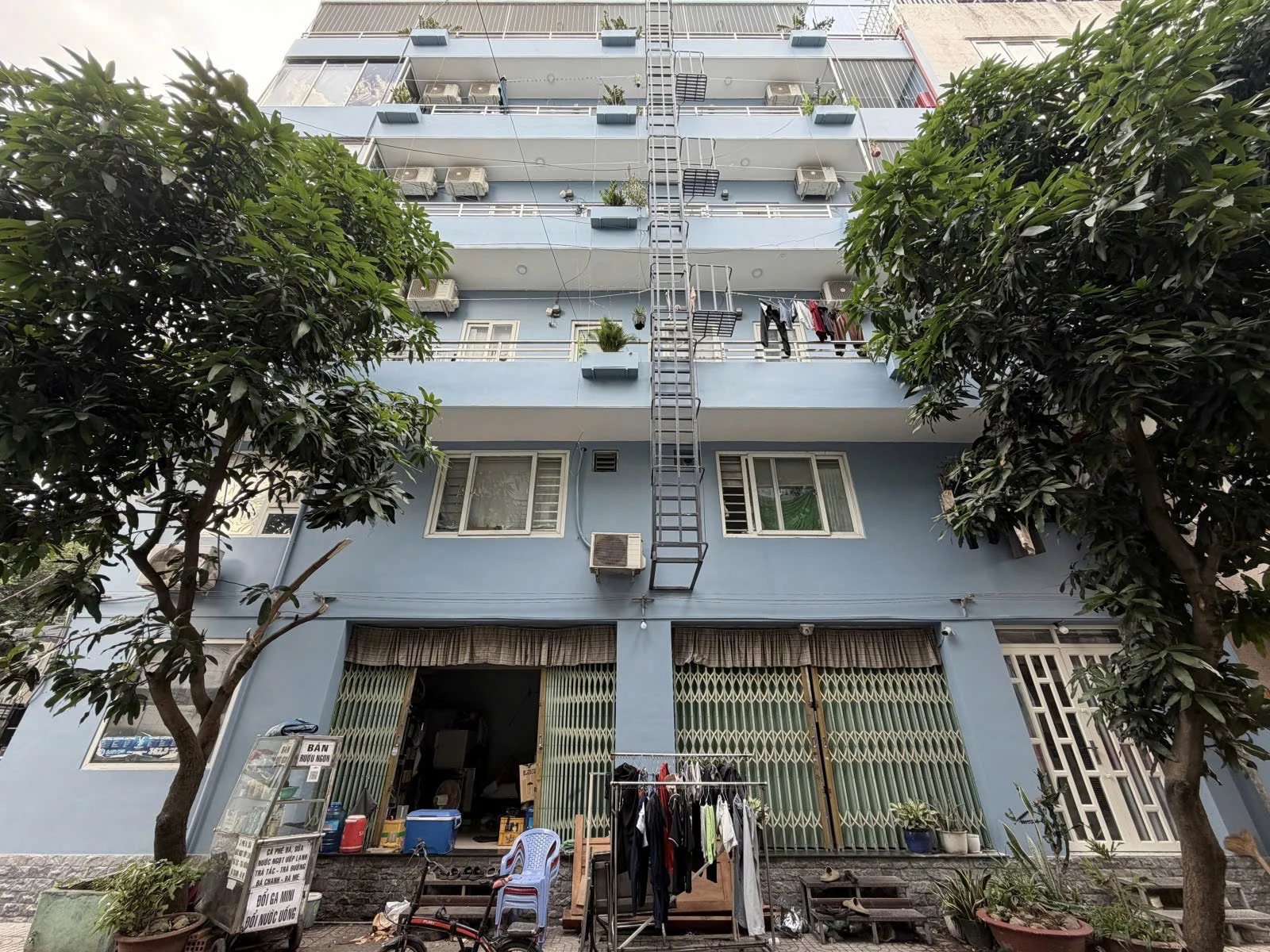 Bán CHDV góc 2 Mặt Tiền Đường Nguyễn Văn Huyên_p.Tân Thành, DT: 4,3x18m — ảnh 1