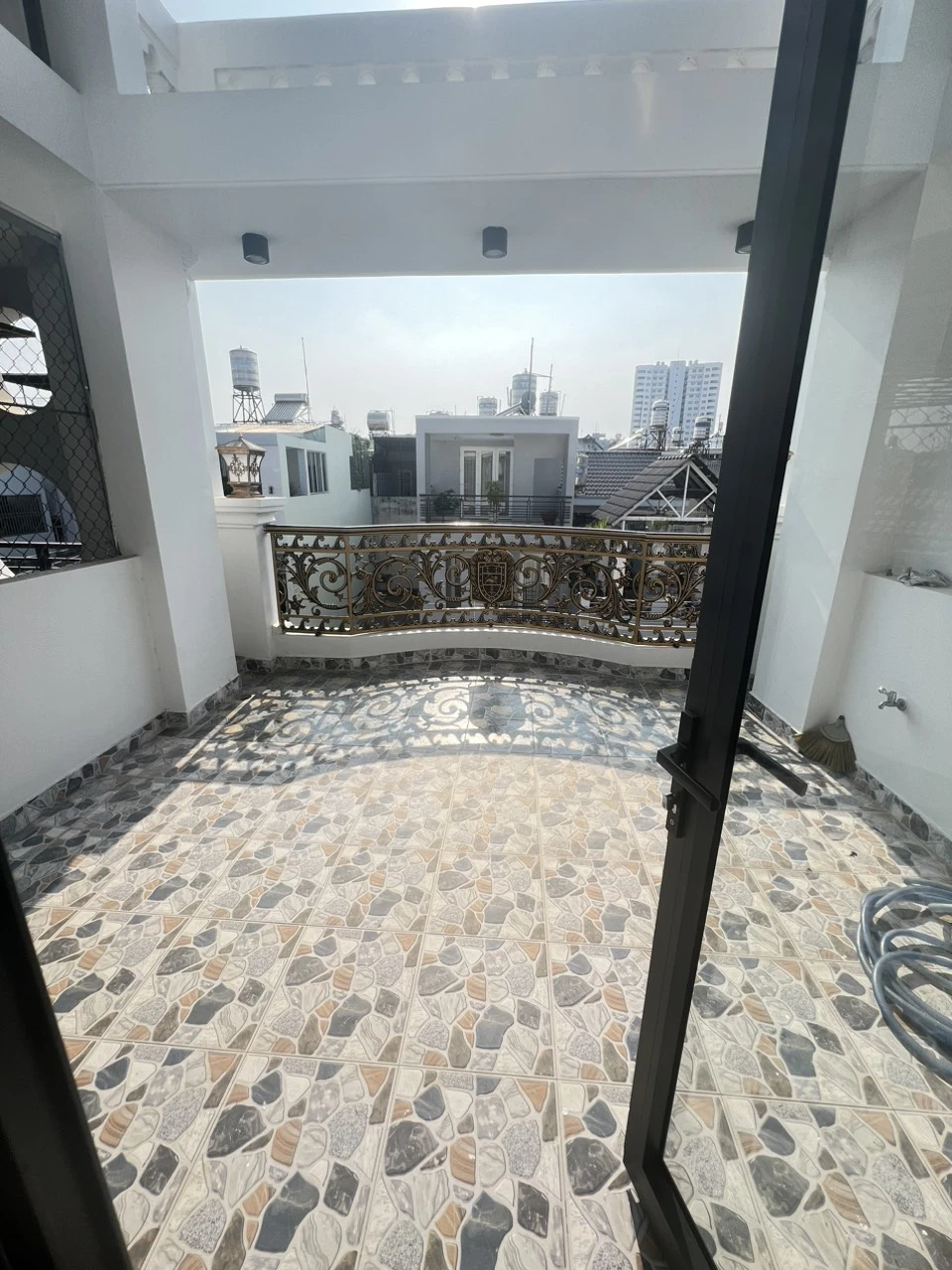 Nhà Mới Hẻm 8m Thông Phan Đình Phùng_P.Phú Thọ Hoà, Tân Phú, 2 lầu, St, DT: 4x16m — ảnh 2