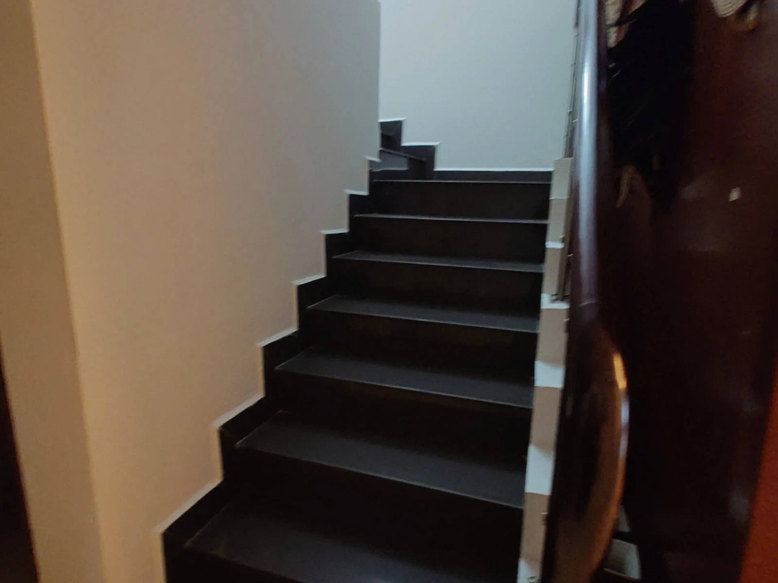 Bán nhà 2 lầu, hẻm 10m đường Trịnh Đình Trọng_p.Tân Phú, nhà mới, DT: 4x20m — ảnh 3