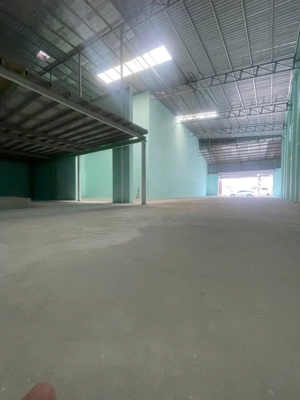 Nhà siêu to giá siêu rẻ, thích hợp cho thuê kho xưởng hoặc cải tạo thành biệt thự — ảnh 4