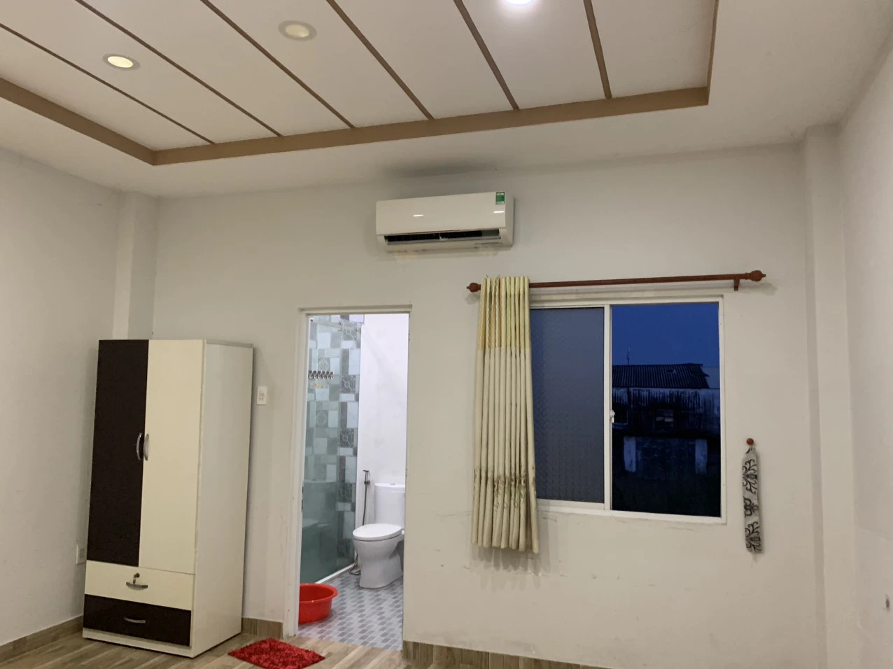 Lý Thánh Tông. P Hiệp Tân. Q Tân Phú. Dt 4,5x14,5. Nhà 2 lầu sân thượng. — ảnh 2