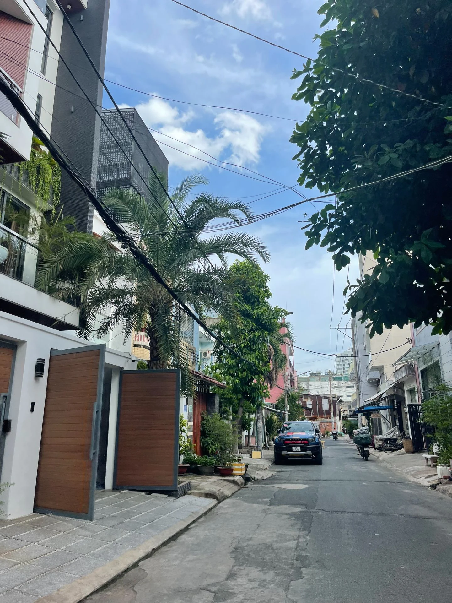 Nhà 4 Tầng - Ngang 8m oto ngủ trong nhà - đường Hòa Bình kế bên Quận 11 — ảnh 3
