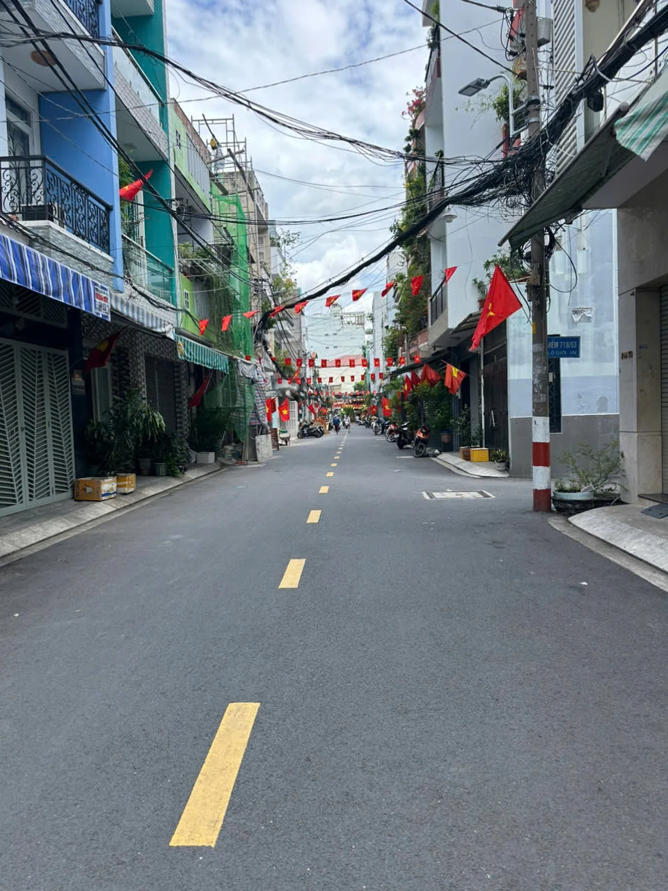 Bán Nhà Đường 8m Luỹ Bán Bích. P Tân Thành. Q Tân Phú. Dt 4x16. Nhà 2 Lầu sân thượng. — ảnh 1