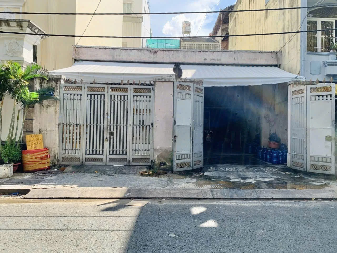 Siêu Hiếm ( 9x18m ) - MTNB Khu Tân Sơn Nhì, Nguyễn Thế Truyện - 2 Sổ Gía — ảnh 1