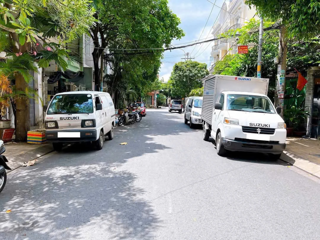 Siêu Hiếm ( 9x18m ) - MTNB Khu Tân Sơn Nhì, Nguyễn Thế Truyện - 2 Sổ Gía — ảnh 3