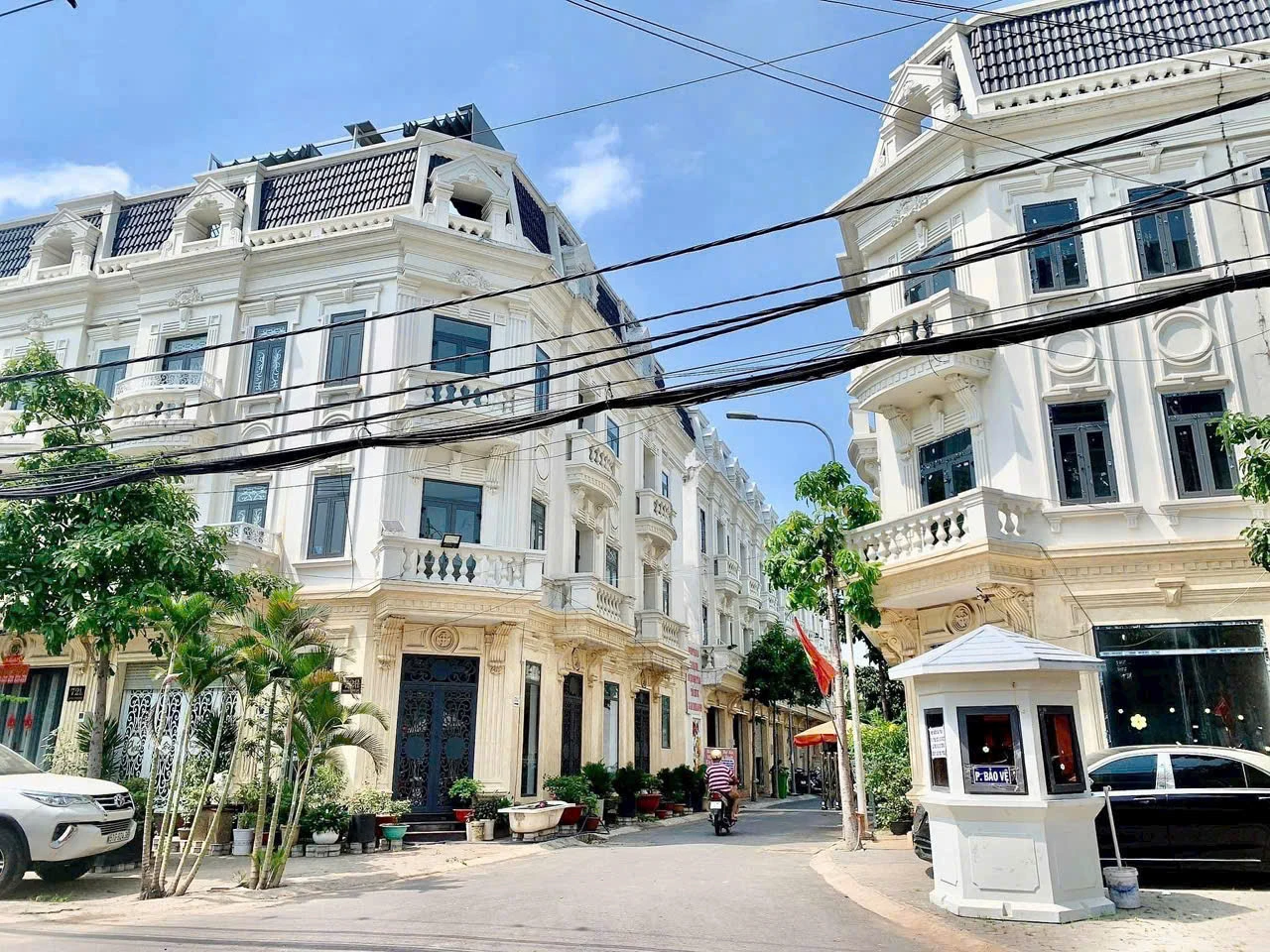 Nhà Khu Liền Kề - Nhà Đẹp Khu Dân Trí - ( 4x15m, 3.5 Tấm ) Tài Chính rẻ dưới — ảnh 1