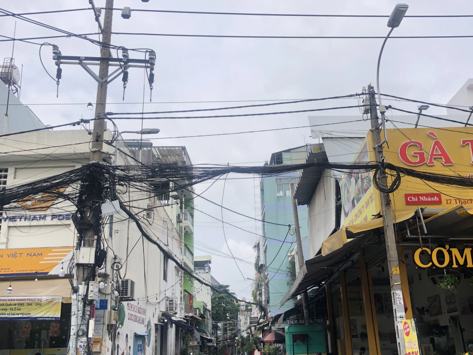 HẺM 8M THÔNG 15 THẠCH LAM - TRƯỜNG ĐỒNG KHỞI( 4.3x21m, Lầu ST ) — ảnh 1