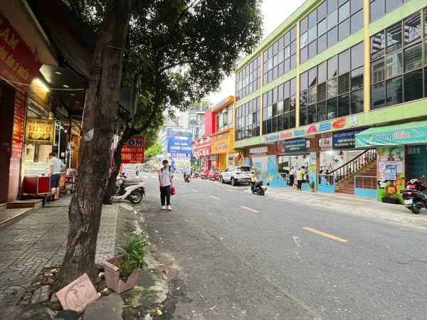 HIẾM - Mặt Tiền NGUYỄN HẬU Ngay TRƯƠNG VĨNH KÝ ( 4x17m, 4.5 Tấm ) Chính Chủ