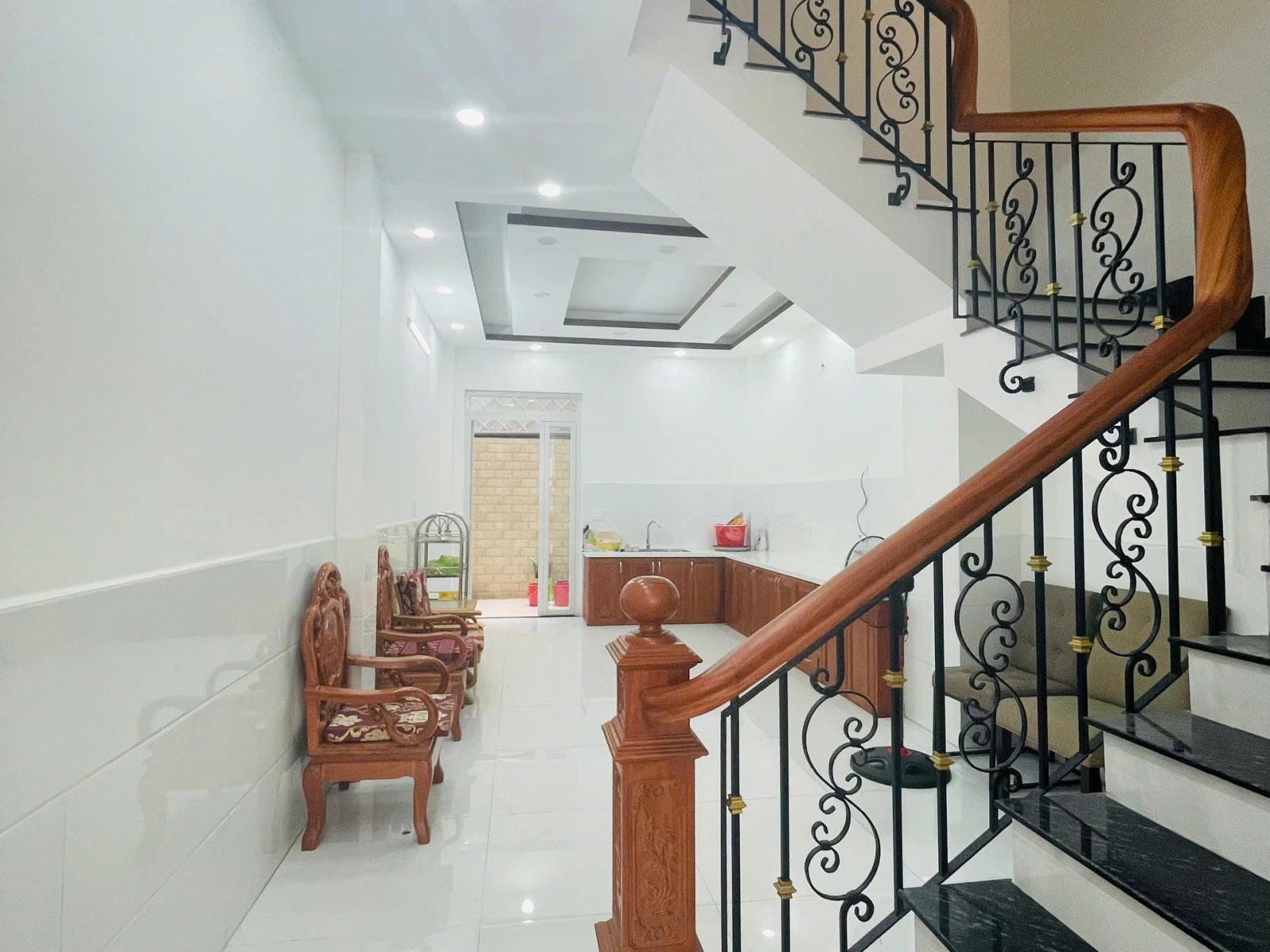 TÒA NHÀ 6 TẦNG VIP - Mặt Tiền Sung ĐỘC LẬP - TÂN PHÚ ( NHÀ ĐẸP NỘI THẤT CAO CẤP + THANG MÁY ) — ảnh 6