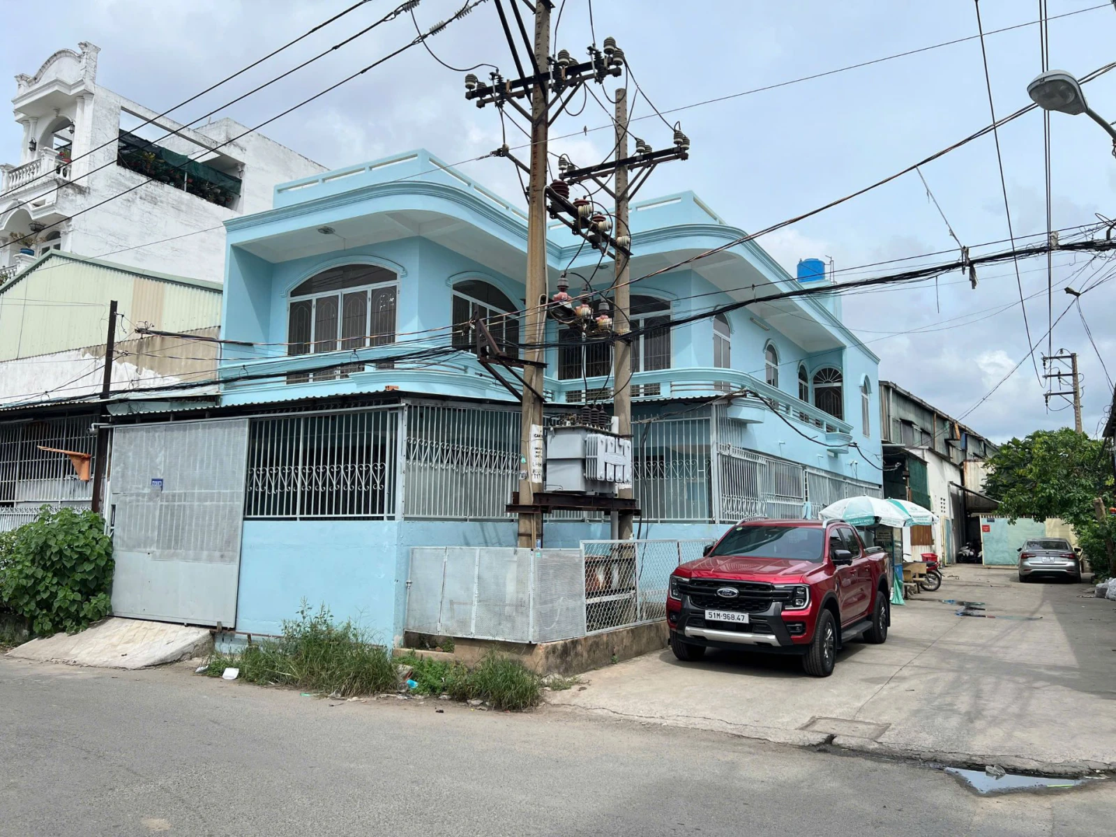 Bán Nhà 1 Lầu Góc 2 Mặt Tiền Hẻm Nhựa 8m Hương Lộ 2, 8x20m, DTS 231.7m². — ảnh 1