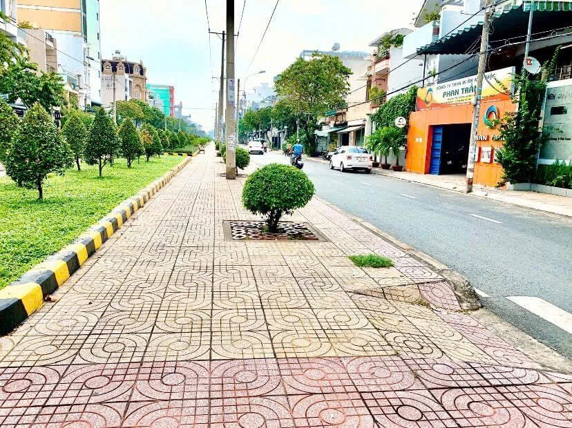 CHÍNH CHỦ BÁN NHÀ MẶT TIỀN HIỀN VƯƠNG - TÂN PHÚ - 4.2X20M VUÔNG ĐẸP TIỆN XÂY MỚI — ảnh 2