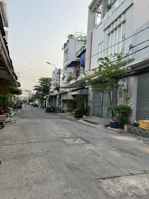 NHÀ XƯỞNG NGANG 12M – CÓ THỂ TÁCH 3 SỔ RIÊNG – GIÁ TỐT GIÁP TÂN PHÚ!