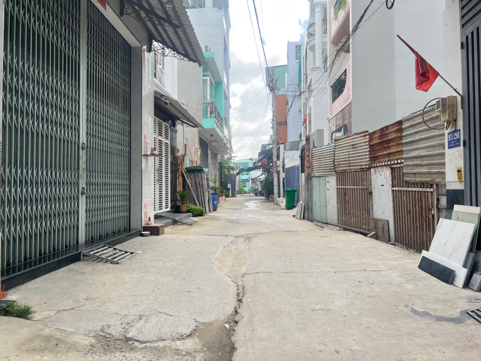 BÁN ĐẤT HẺM 5M THÔNG HƯƠNG LỘ 2 – BTĐA –! • Diện tích: 4.44 × 12.7m — ảnh 1
