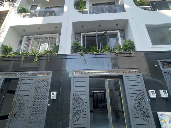 CĂN NHÀ MỚI 5 TẦNG LỬNG NGƯỢC HẺM 6M – KHU LÊ VĂN QUỚI NỐI DÀI • Diện tích: 4 × 15m (TDT: 60m²)