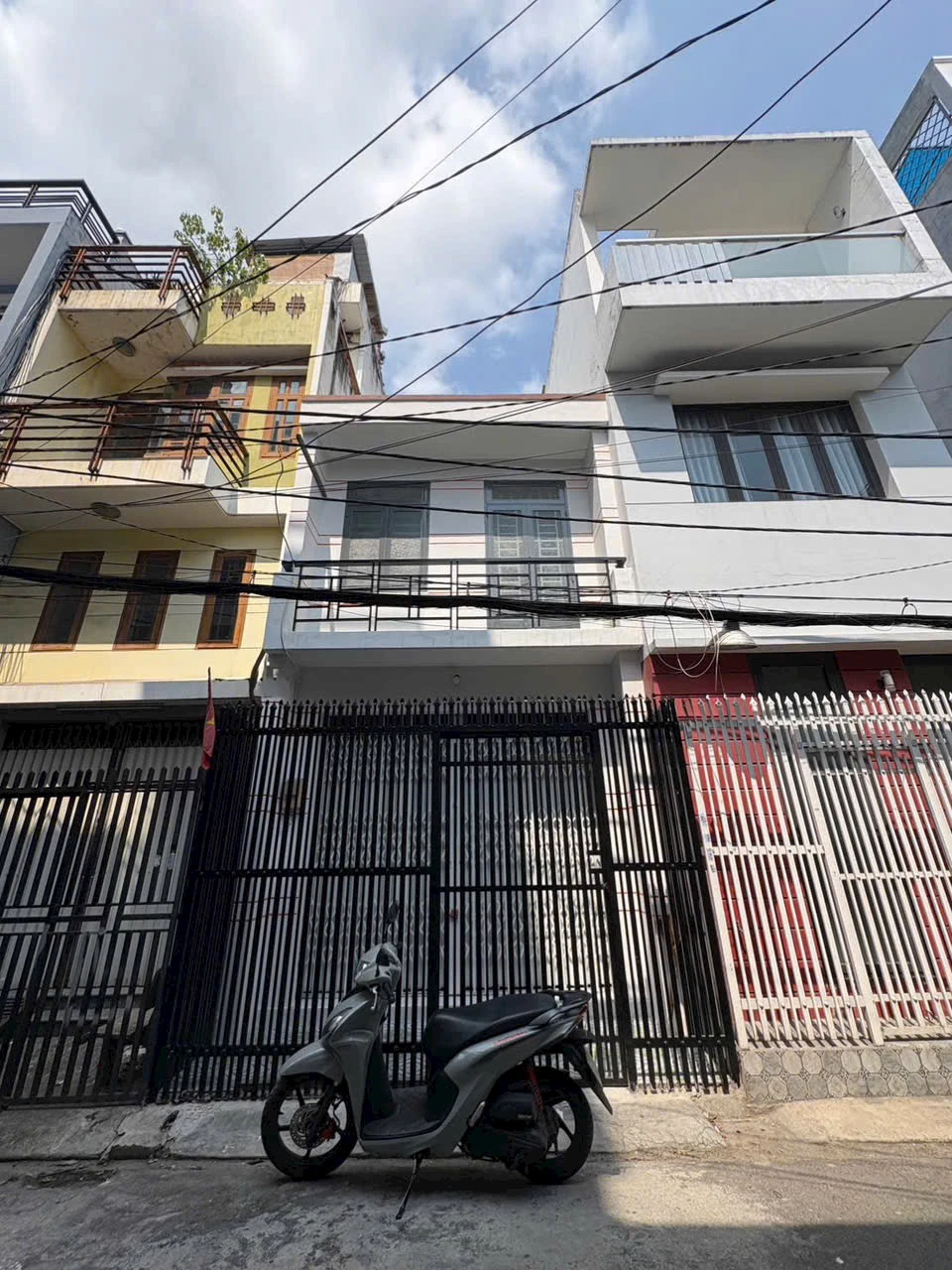 BÁN NHÀ 2 MẶT HẺM 1/ LÊ VĂN QUỚI – HẺM 5M THÔNG XE HƠI • Diện tích: 4 × 14m (56m² vuông vức) — ảnh 1