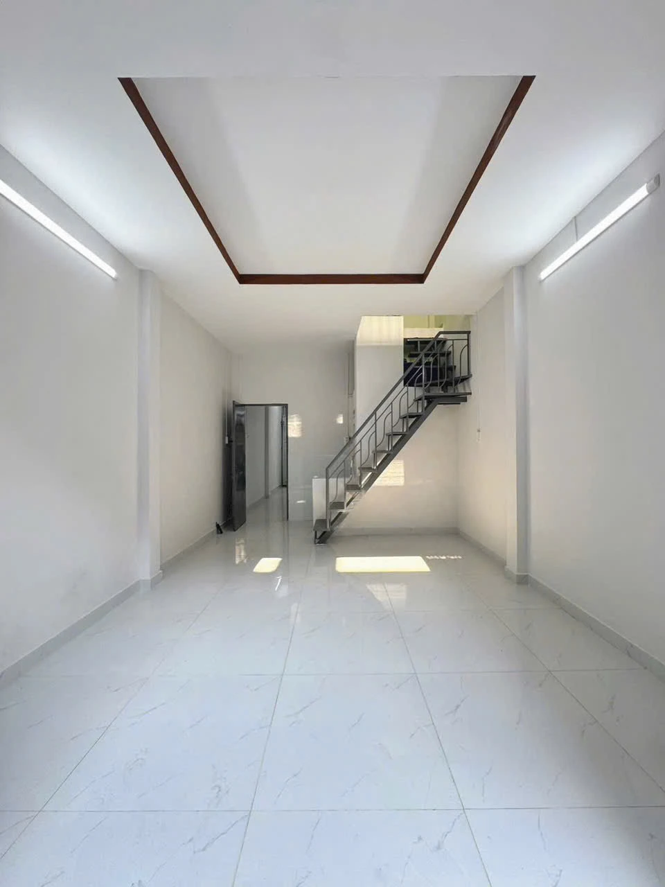 BÁN NHÀ 2 MẶT HẺM 1/ LÊ VĂN QUỚI – HẺM 5M THÔNG XE HƠI • Diện tích: 4 × 14m (56m² vuông vức) — ảnh 4