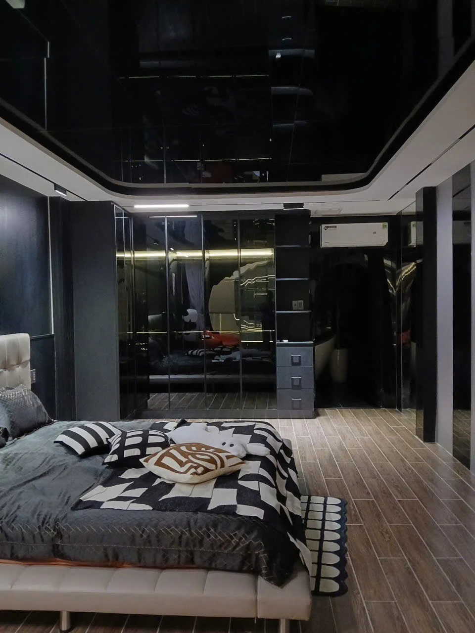 SIÊU PHẨM NHÀ MỚI 4.5 TẤM CÓ THANG MÁY – HẺM 12M LÊ VĂN QUỚI (BTĐ) • Diện tích: 4 × 24.5m — ảnh 10