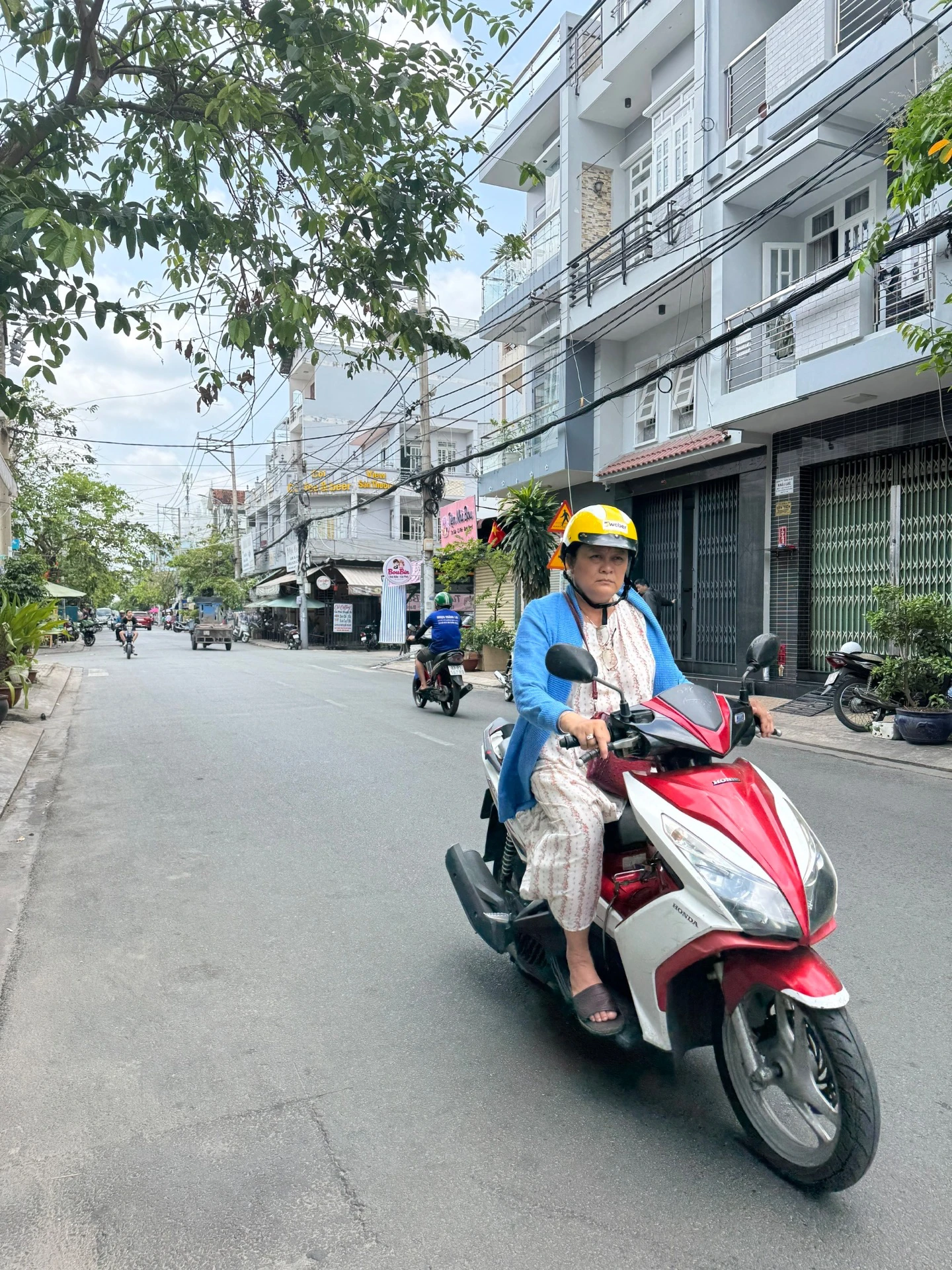 HẺM KINH DOANH 12M – 413 LÊ VĂN QUỚI – NGANG 8.16M SIÊU HIẾM,! • DT: 8.16 × 25.5M — ảnh 3