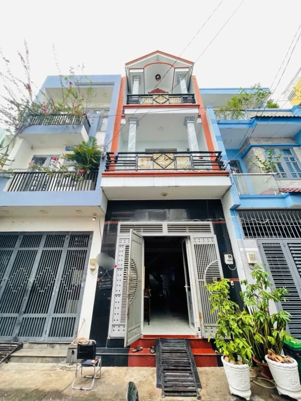 BÁN NHÀ HẺM 6M ĐƯỜNG LIÊN KHU 8-9 – BHHA –! • Diện tích: 4 × 15m