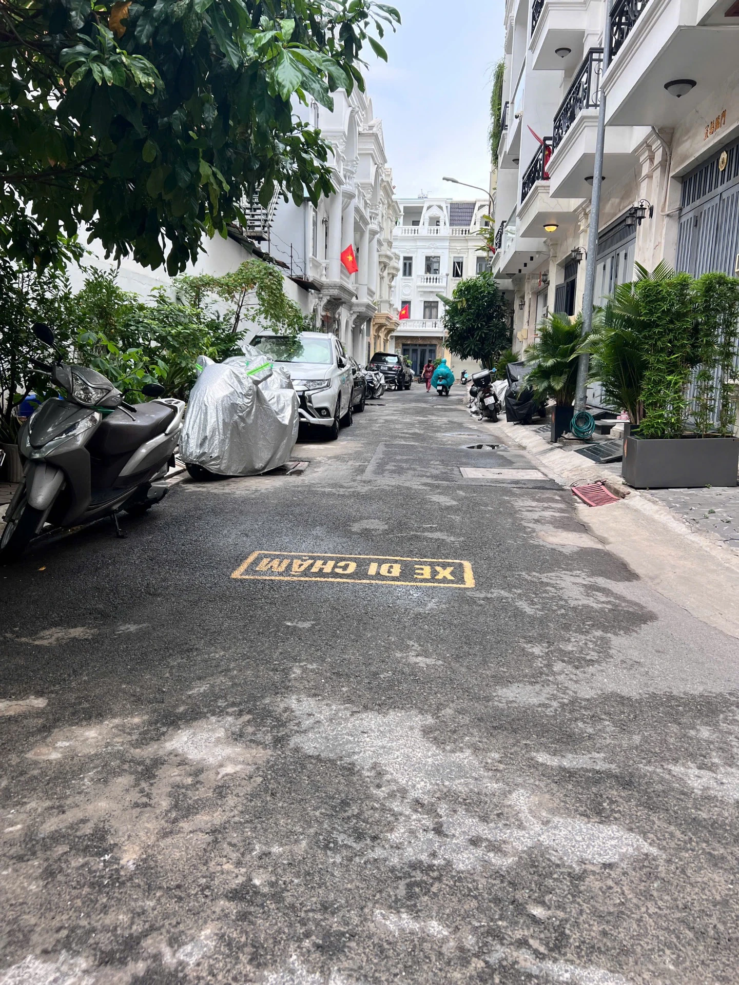 BÁN NHÀ ĐÚC 3.5 TẤM HẺM 6M THÔNG NGUYỄN VĂN YẾN, TÂN PHÚ –! • Diện tích: 4.2 × 12.9m — ảnh 2