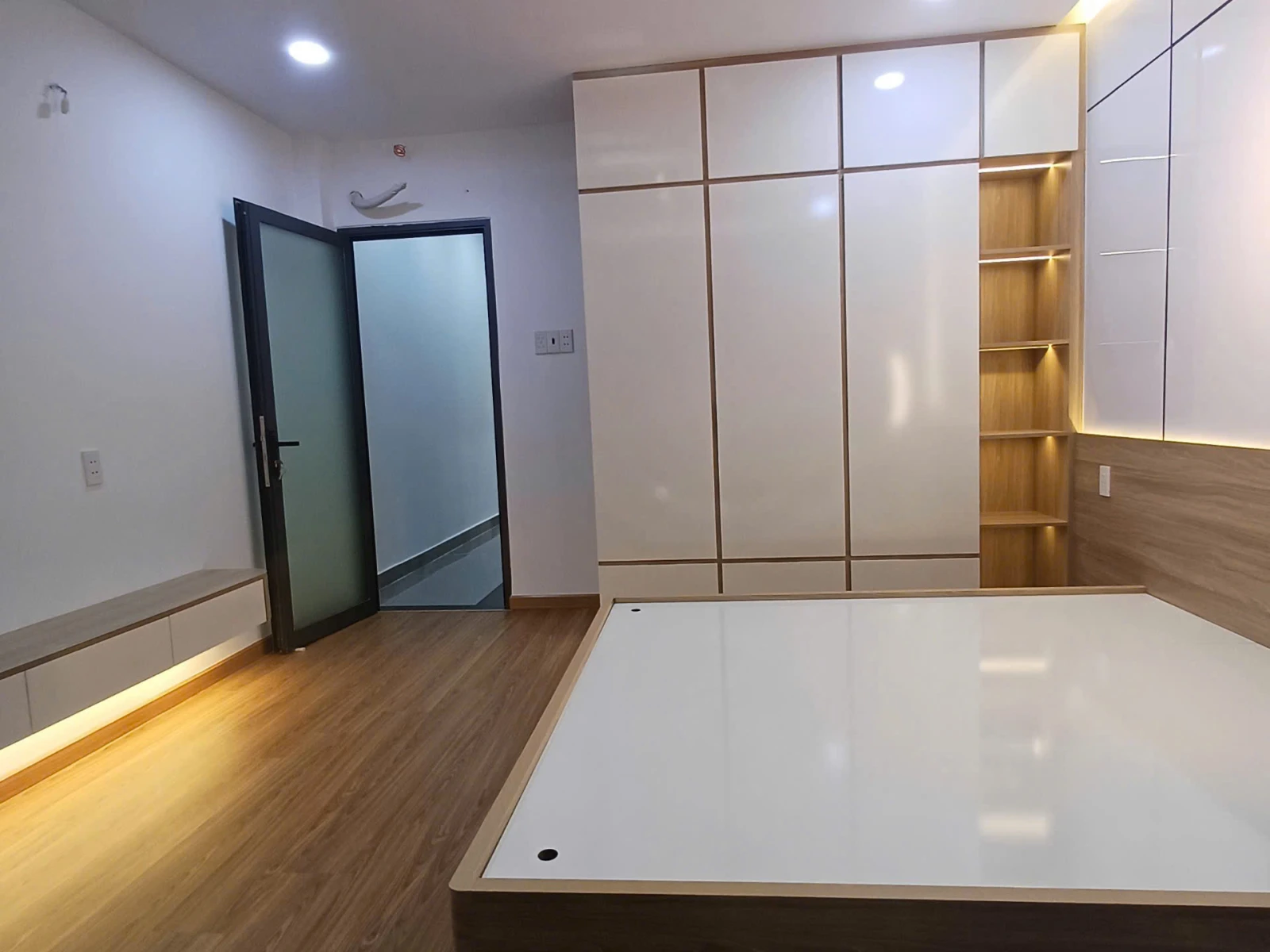 Bán Nhà Hẻm Thông Kinh Doanh Tô Hiệu - 4x14m - 3 Tầng – Nhà Mới — ảnh 4