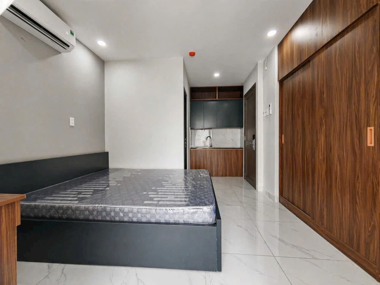 CHDV TÂN PHÚ: (8X19M), HẦM – 4 LẦU – 22 PHÒNG – HĐT 90TR/TH — ảnh 4