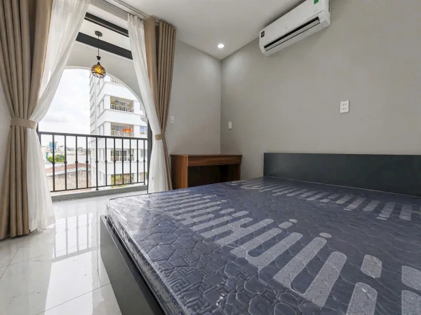 CHDV TÂN PHÚ: (8X19M), HẦM – 4 LẦU – 22 PHÒNG – HĐT 90TR/TH