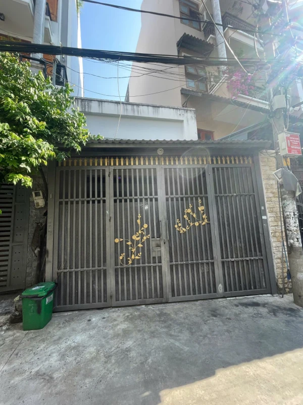 Bề ngang 4.5m – HXH thông Vườn Lài (4.5x17m), Lửng đúc