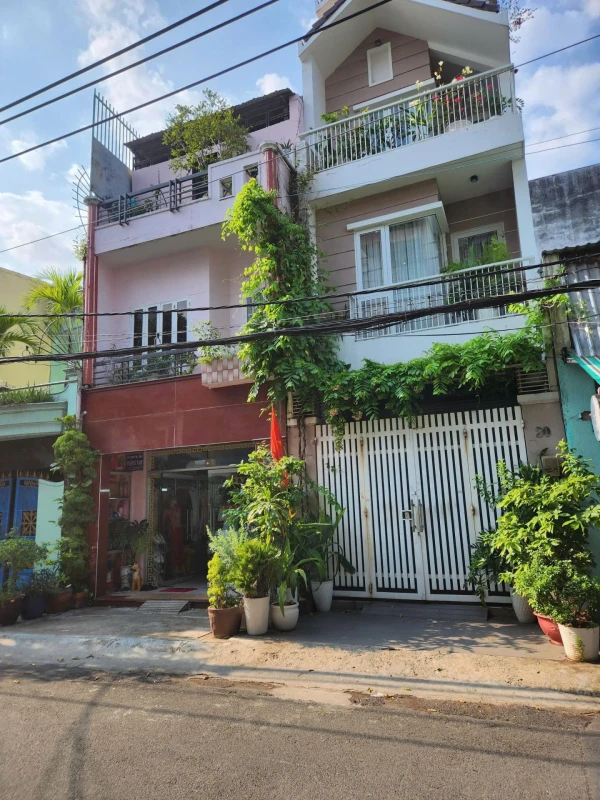 Bán nhà MTKD đường Dân Tộc - P. Tân Thành, DT: 4.15m x 17.5m (nở hậu 4.4m) - 2 Lầu.