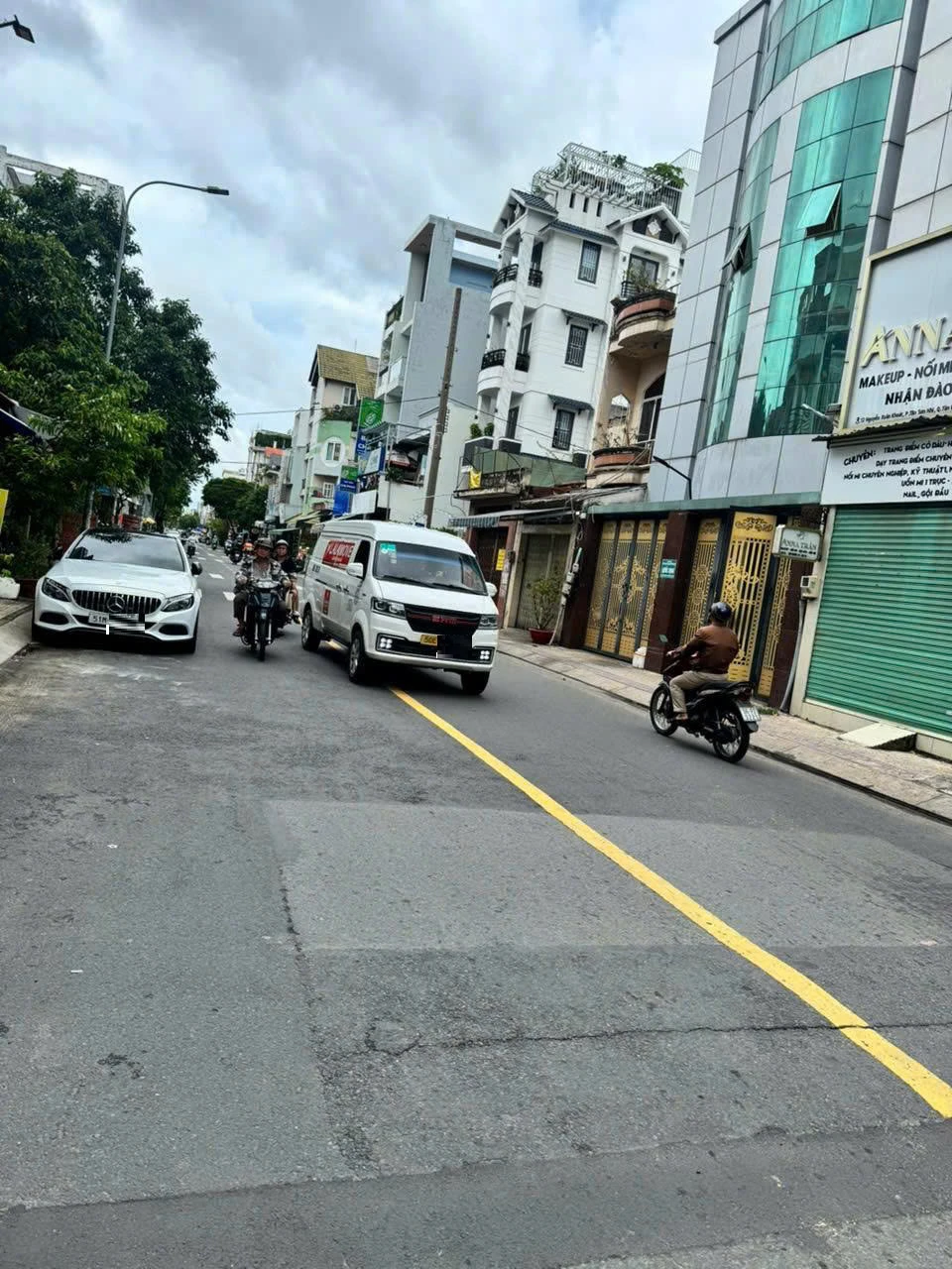 Bán nhà MTKD Nguyễn Xuân Khoát - P. Tân Thành, DT lớn: 4.5m x 32m - 3 Lầu. — ảnh 2