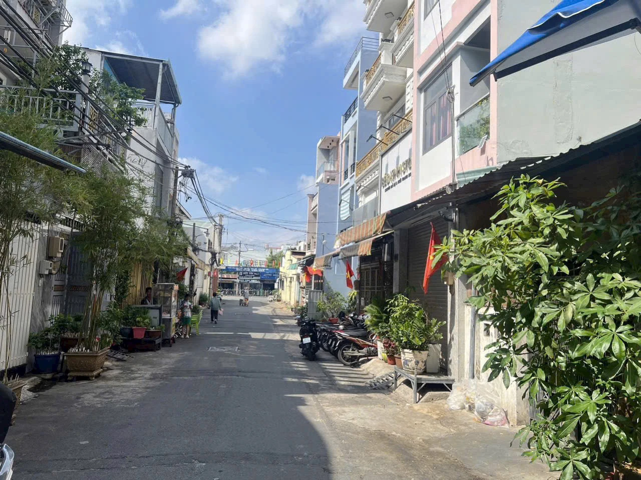 BÁN NHÀ 1/ LÊ VĂN QUỚI – HẺM 8M – CÓ THANG MÁY. Tiện cải tạo CHDV — ảnh 2