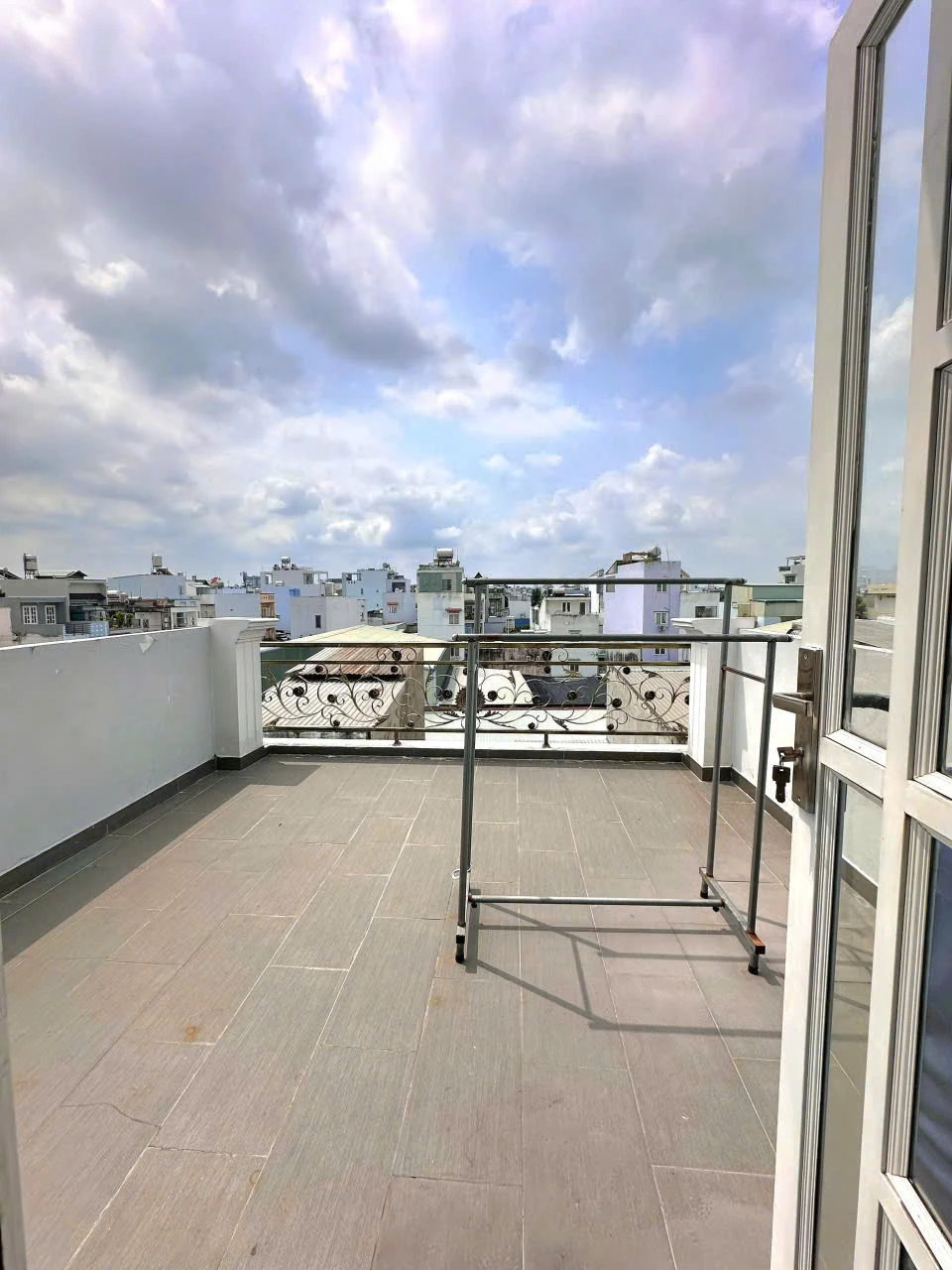 BÁN NHÀ HẺM HƯƠNG LỘ 2, DT 4X9M, ĐÚC 3.5 TẤM, BỚT LỘC. — ảnh 2